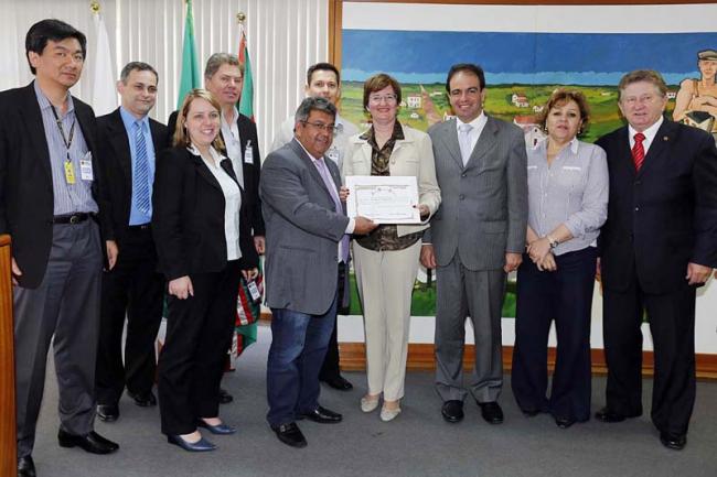 Presidente do CRF-PR participa de Tribuna Livre na Câmara Municipal