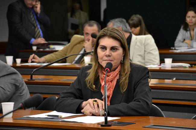 Projeto exige exposição de lista de medicamentos do programa Farmácia Popular