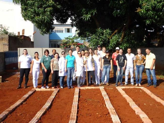 CRF-PR Júnior desenvolve Projeto “Cultivando Mais Saúde” em Assis Chateaubriand