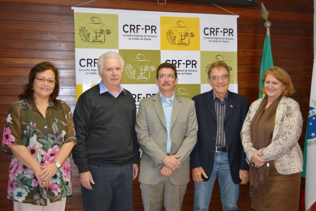 CRF-PR e CFF participaram de reunião em Curitiba