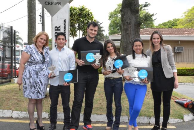 Entrega do Prêmio Primeiros Passos Farmacêuticos