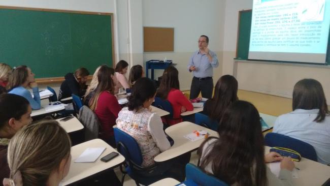 Curso de Aplicação de Injetáveis nas Faculdades Pequeno Príncipe