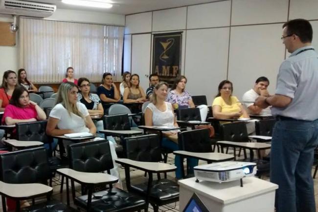 Curso de Liderança e Gestão de Pessoas