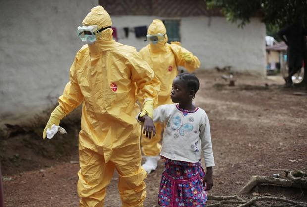 Vacina contra ebola se mostra eficaz em testes na Guiné