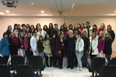 Conhecendo a Profissão Farmacêutica em Dois Vizinhos