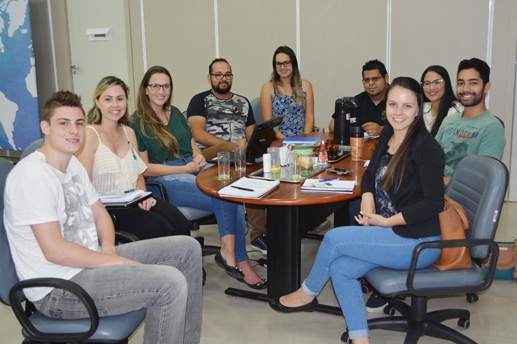 Reunião da Comissão Acadêmica Regional de Curitiba do CRF-PR Júnior