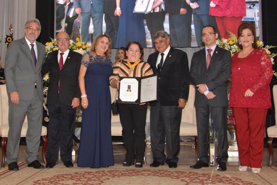 CFF homenageia personalidades que se destacam pelos serviços prestados à profissão