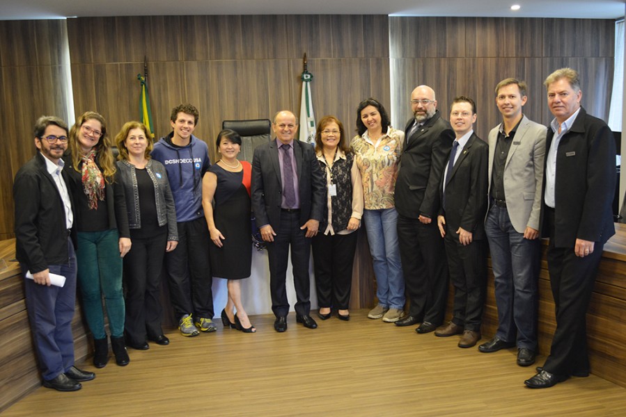 Audiência pública debate ensino a distância na área da saúde