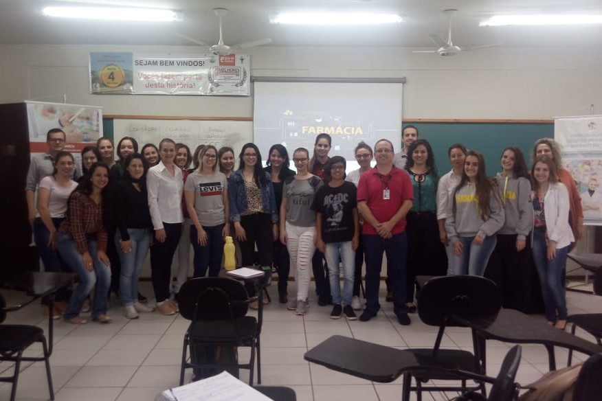 CRF-PR ministra curso de injetáveis em Francisco Beltrão