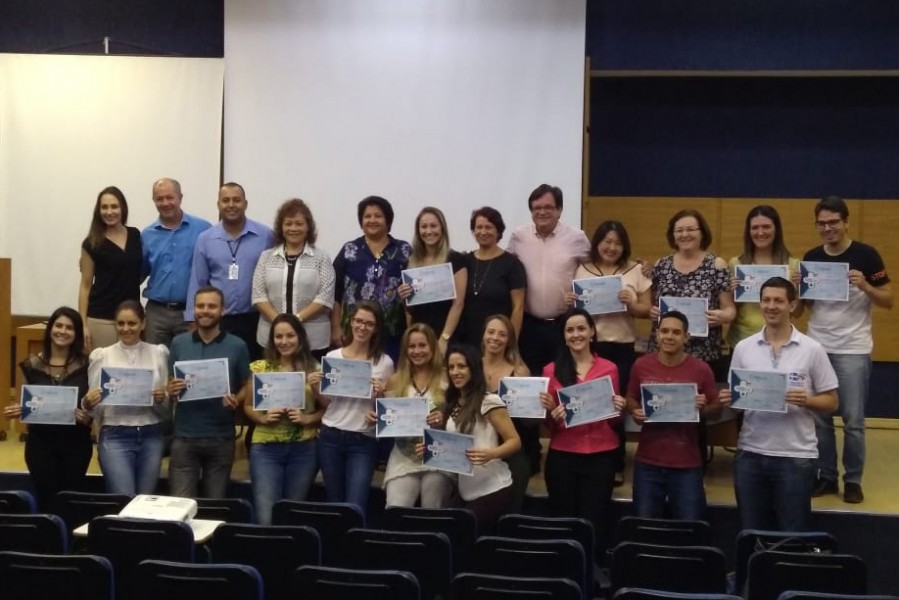 Polo de Toledo recebe os certificados do curso “Cuidados Farmacêuticos no SUS”