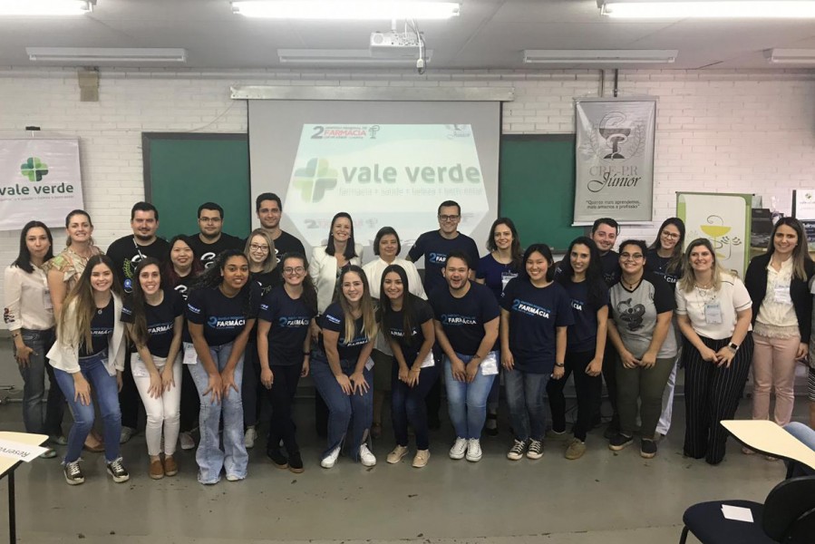 Acadêmicos de Farmácia da UEL organizam segunda edição do Simpósio Regional de Farmácia