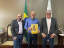 GTT Parlamentar visita deputados na ALEP-PR