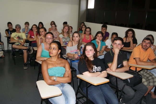 CRF-PR participou de encontro com novos acadêmicos de Farmácia da UFPR 