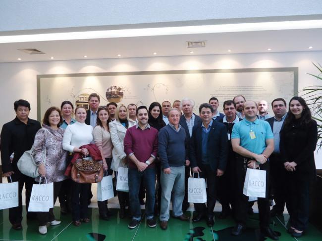 CRF-PR realizou visita à Racco Cosméticos de Curitiba