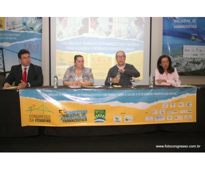 CRF-PR participou do 7º Congresso da Fenafar