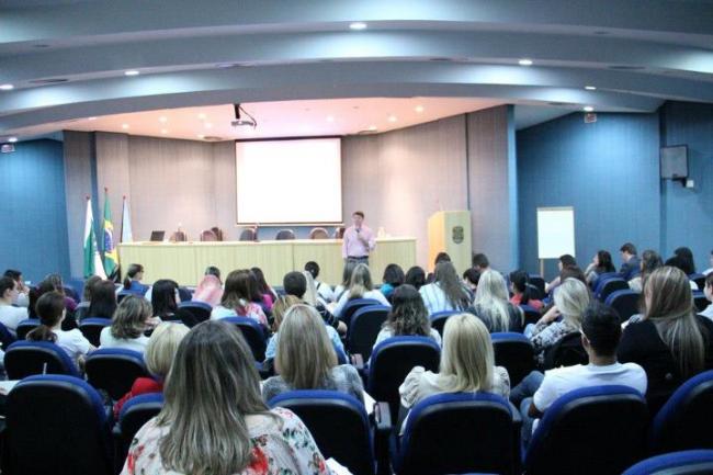 CRF-PR promoveu curso sobre Antibioticoterapia Racional