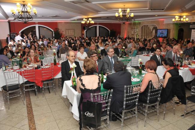 Jantar para comemorar o Dia do Farmacêutico foi um sucesso